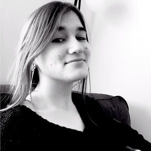 Meet your Posher, Roseline